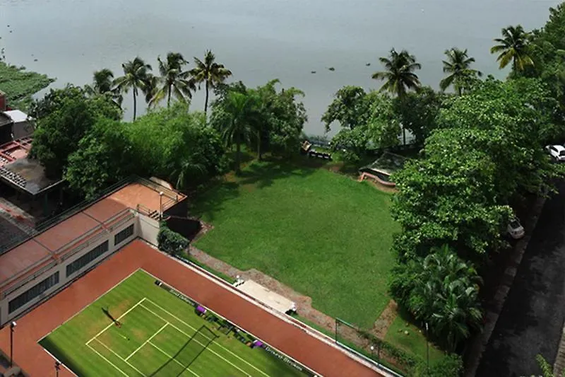 Riviera Suites Kochi Hotel