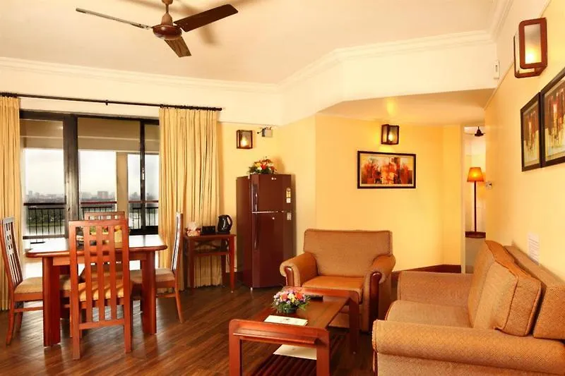 Hotel Riviera Suites Kochi