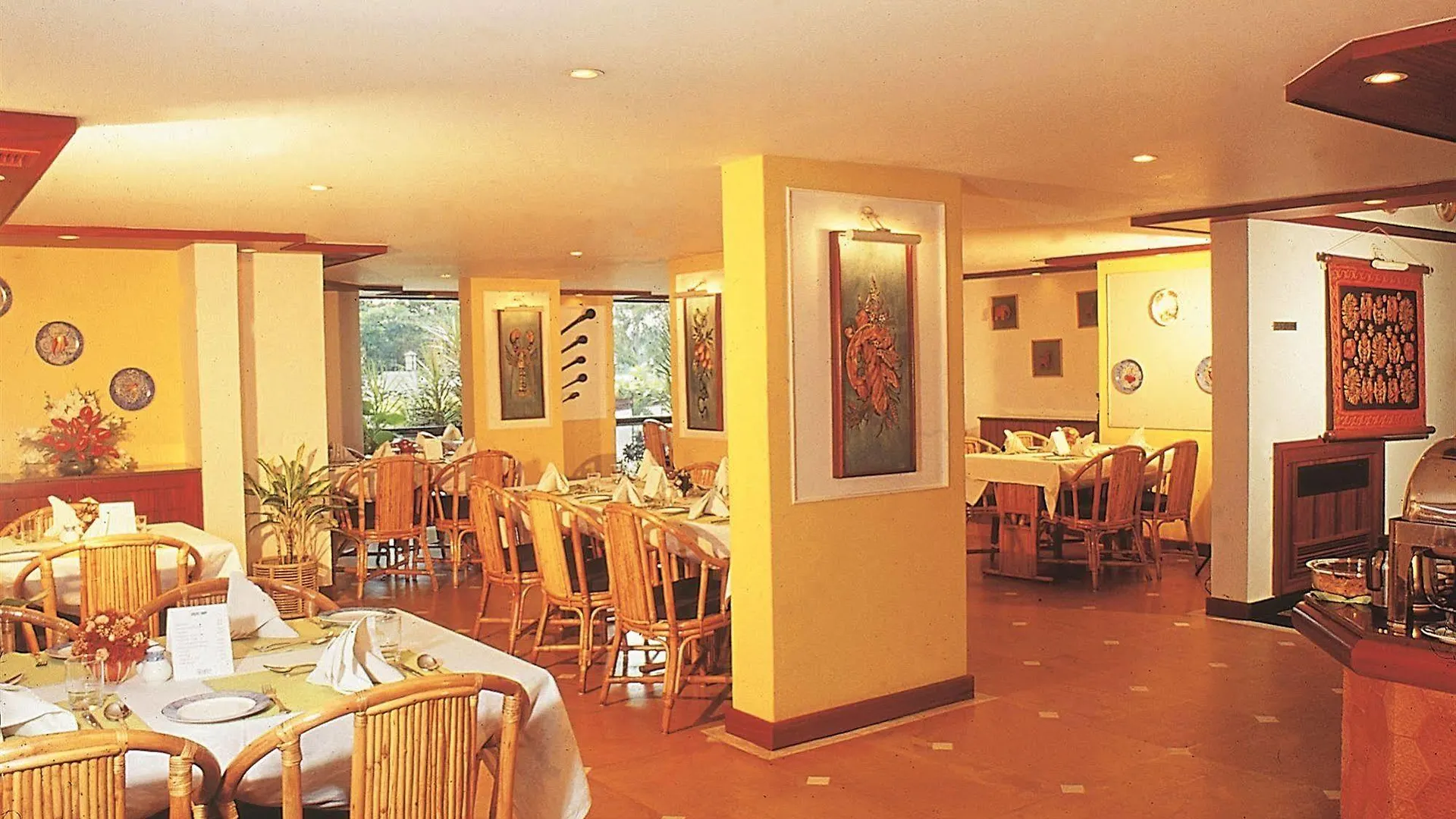 Riviera Suites Kochi 4*,  Indie