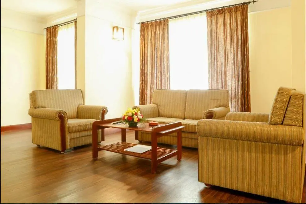 Riviera Suites Kochi 4*,